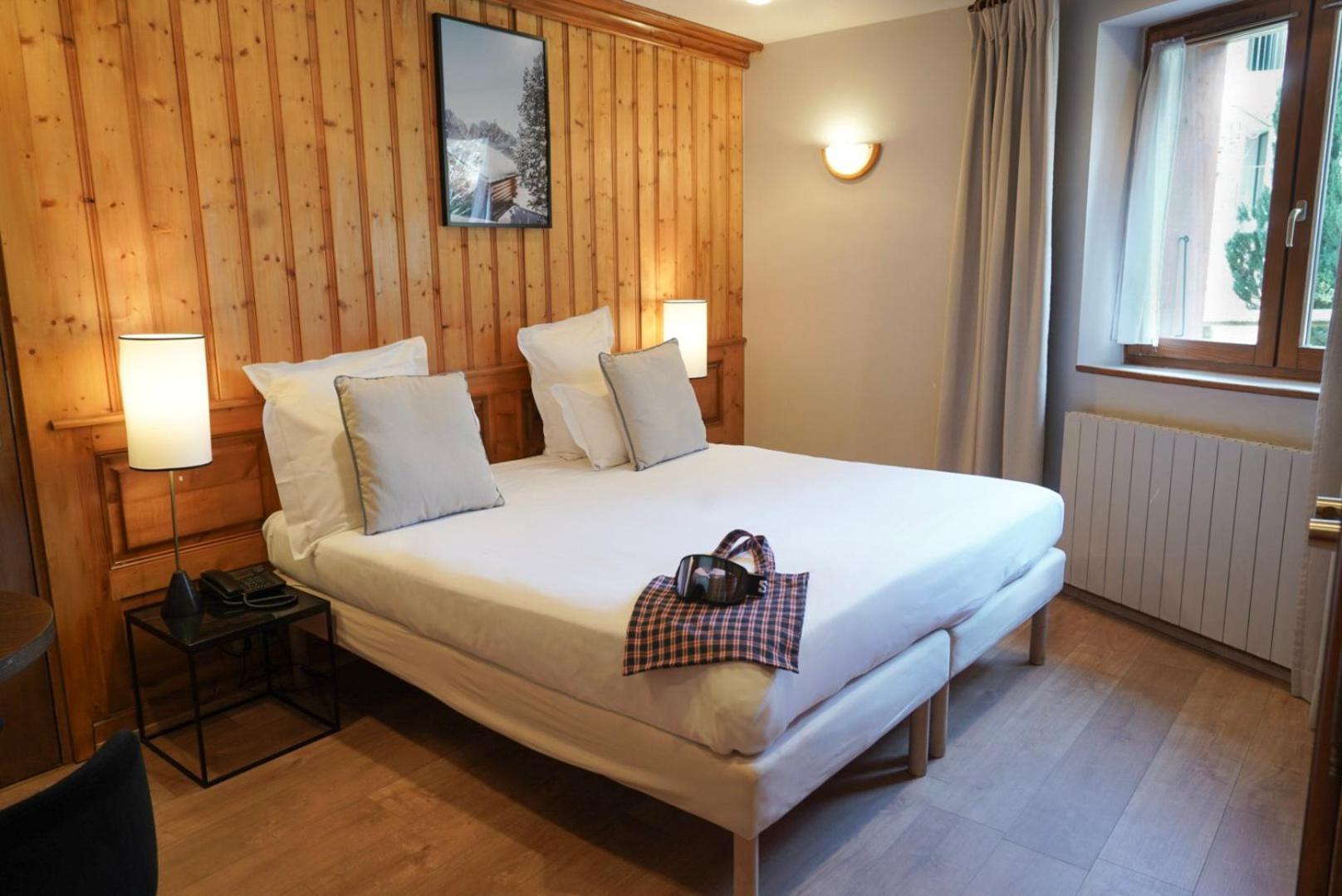 Au Vieux Moulin Hotel เมอแฌฟ ภายนอก รูปภาพ